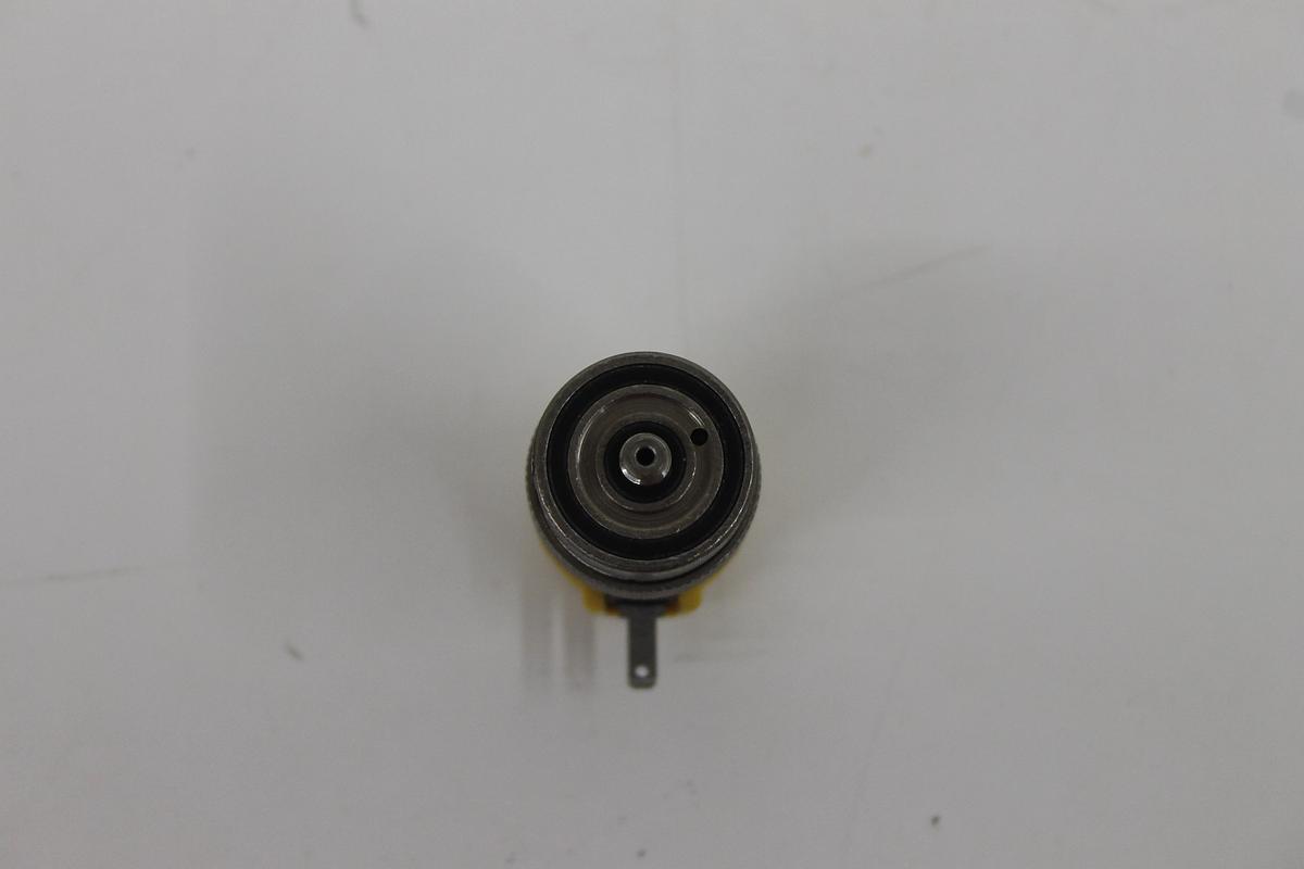 Used Clippard ET-2M-24 VDC 2 Way Electric Valve LOT OF 11