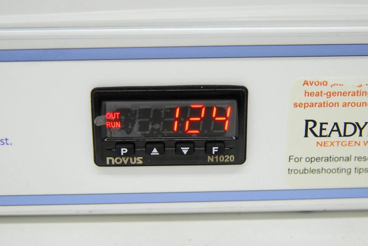 Used Quincy Lab 12-140MHSE Medline Intelligent Ready Bath NEXTGEN Warmer