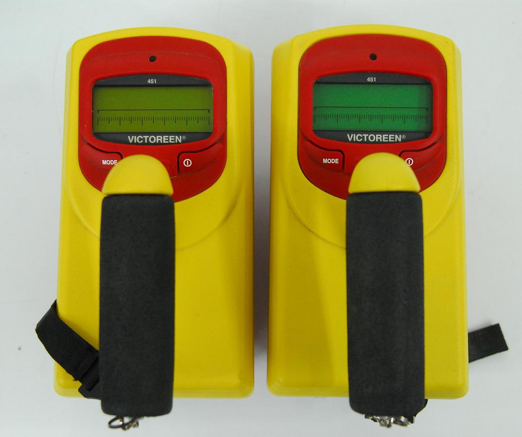 Used Fluke 451P-RYR Ion Chamber Radiation Survey Geiger Meter Victoreen - Lot of 2