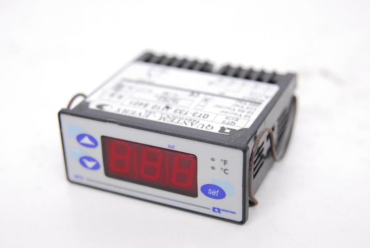 Used Quantem Every QT3-T33 J110 S401 Temperature Controller