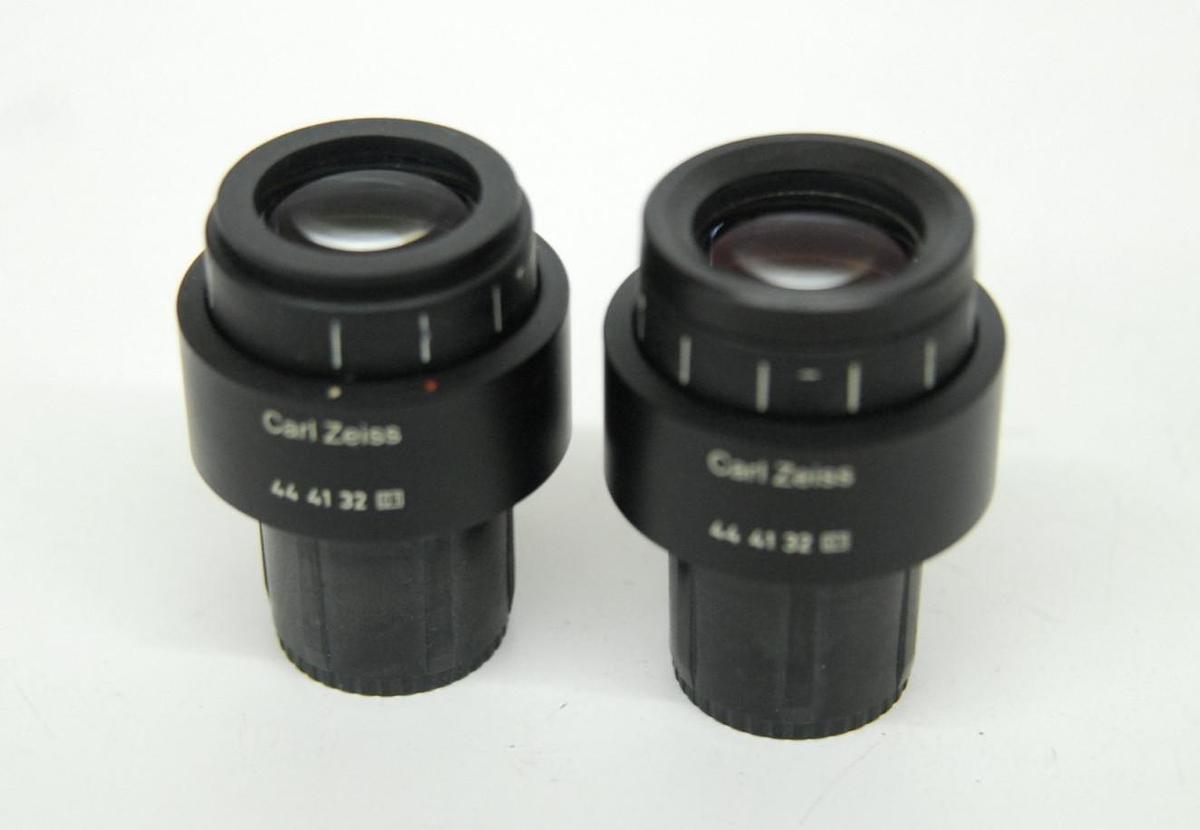 Used Zeiss 444132 Pl 10x/18 30mm Microscope Eyepieces - Set of 2