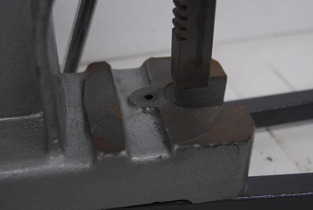 Used Lab-Volt C-36825 Flange Bolt Torquing Demonstrator Press