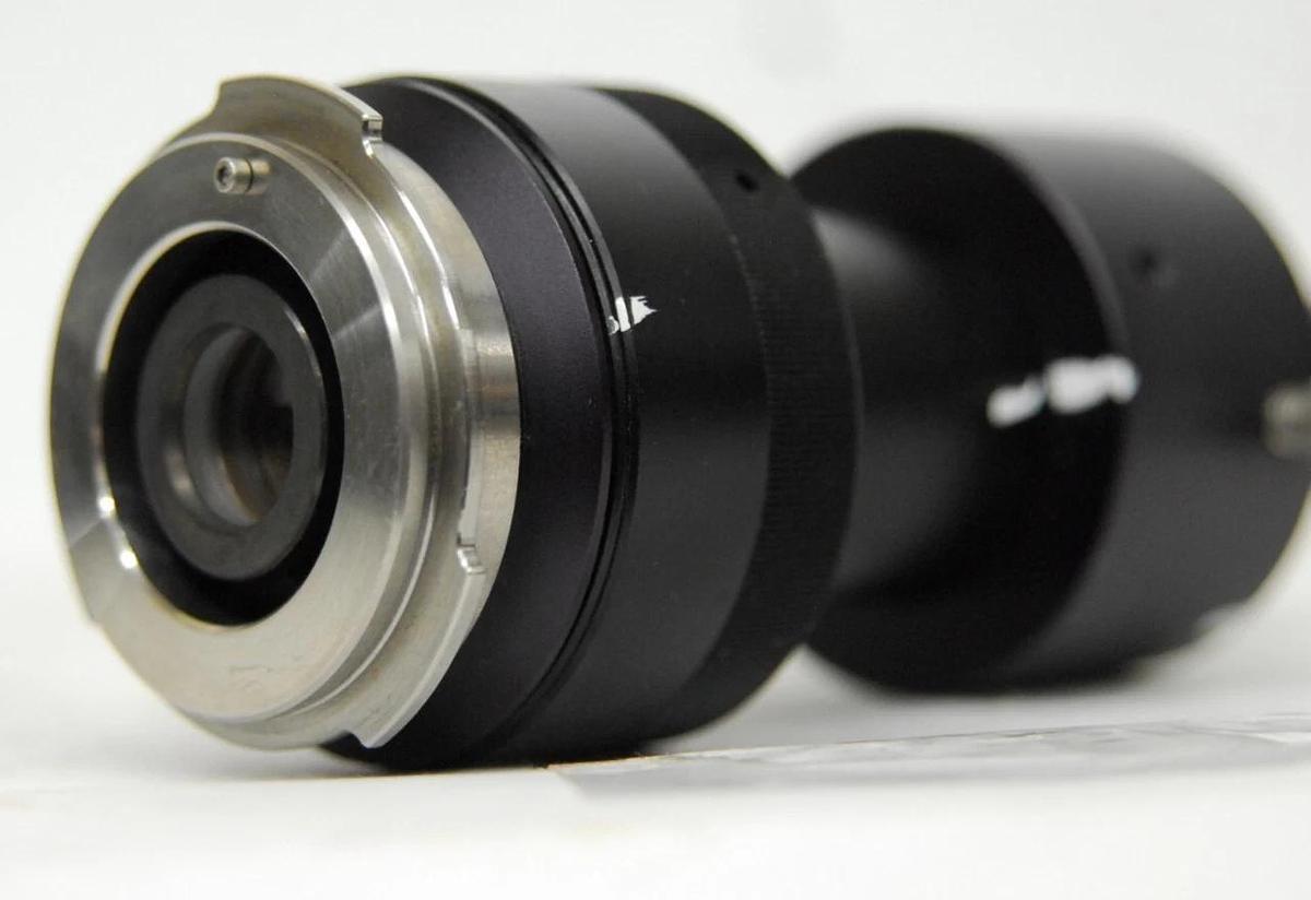 Used Diagnostic Instruments HRT060-ENG12 0.60x Microscope Camera Adapter