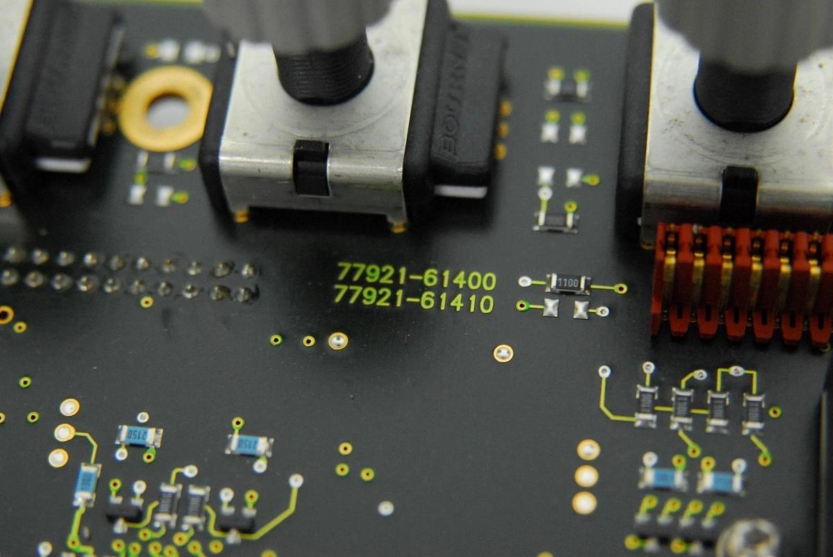 Used HP 77921-21400 Interface Board W/ 77921-40080 Button Panel Assy (Sonos 5500)