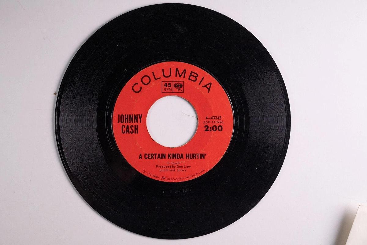 Used Johnny Cash 45 Record Lot of 5 With 33 Special Coin Operator Release