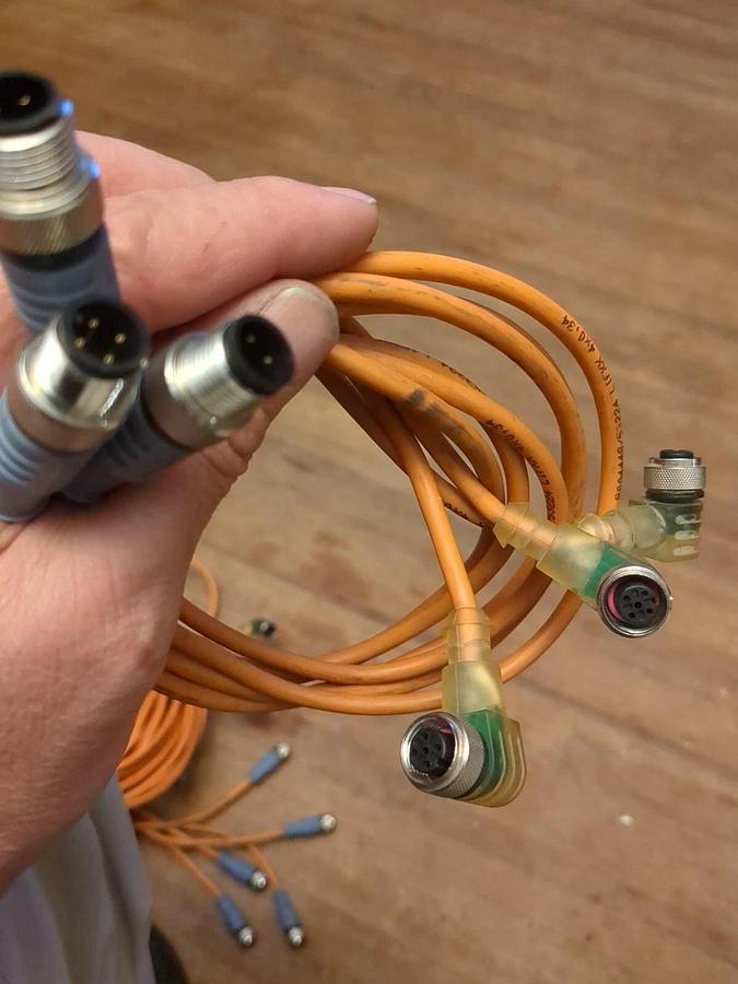 Used ESCHA 4-PIN Right angle FEMALE/straight MALE 1M (3ft) CABLE - CAN Devicenet