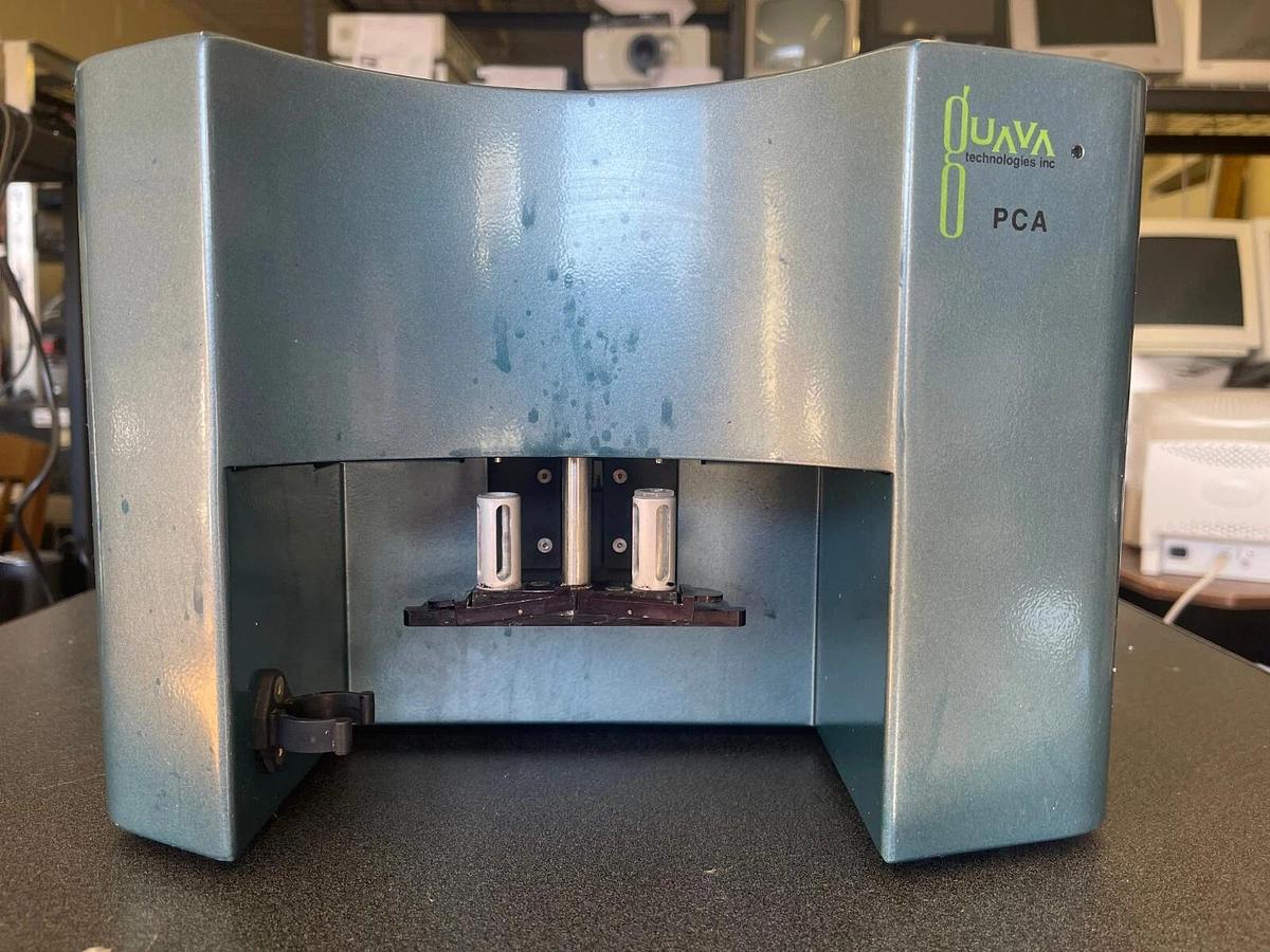 Used Guava Technologies PCA Cytometer with National Instruments DAQCARD-1200