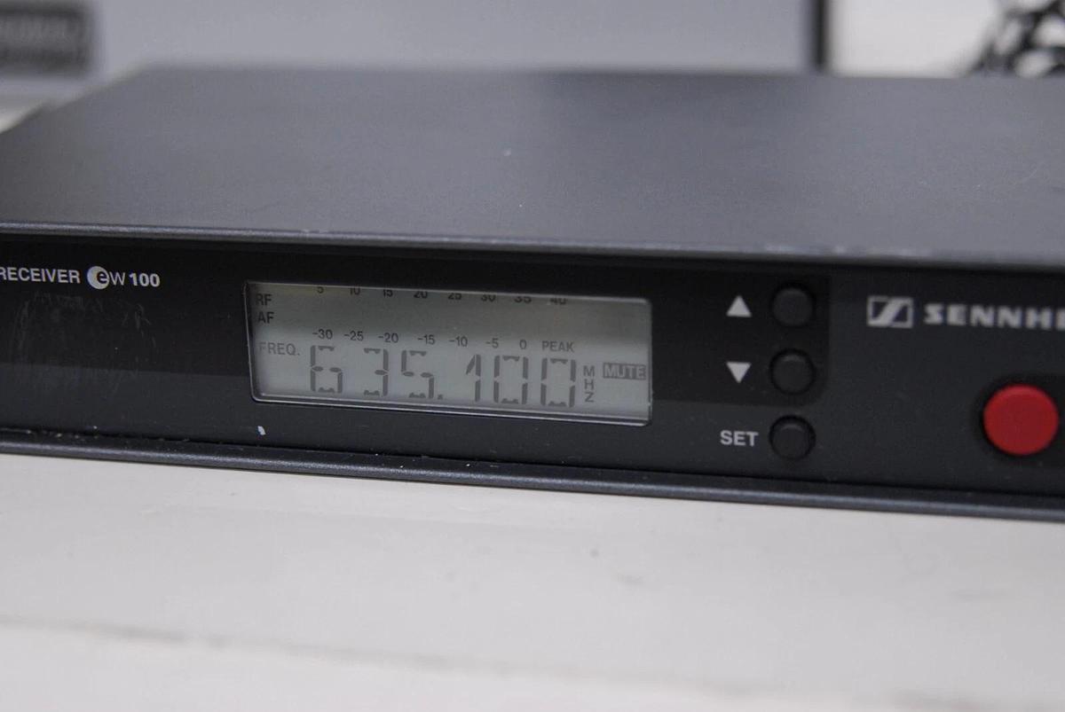 Used Sennheiser EW 100 Diversity Reciever EM100 630-662MHz - Not for US Use