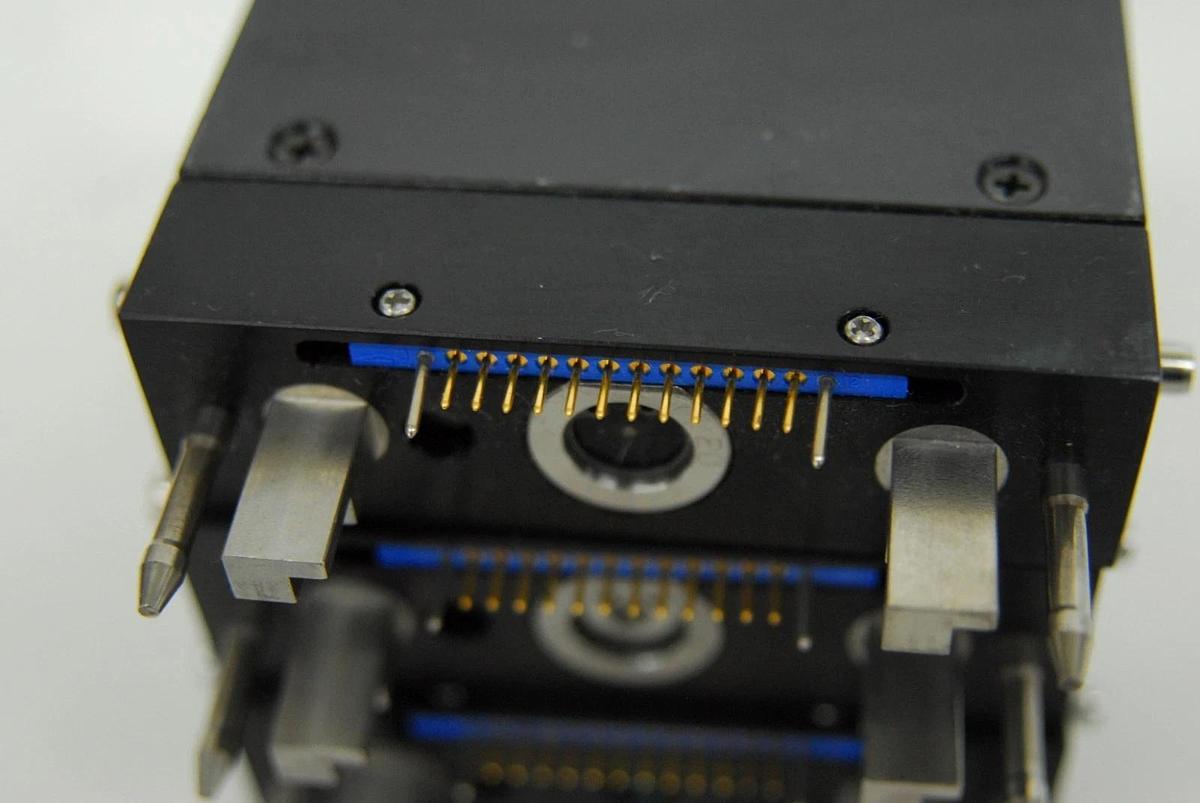 Used Beckman BIOMEK P20/P200L/MP200 Pipette Tools W/ Tool Holder (for BIOMEK 2000)