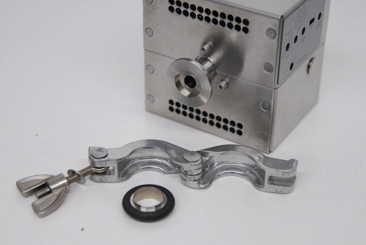 Used Varian EYESYS MINI-B/A R015032101 Gauge Controller