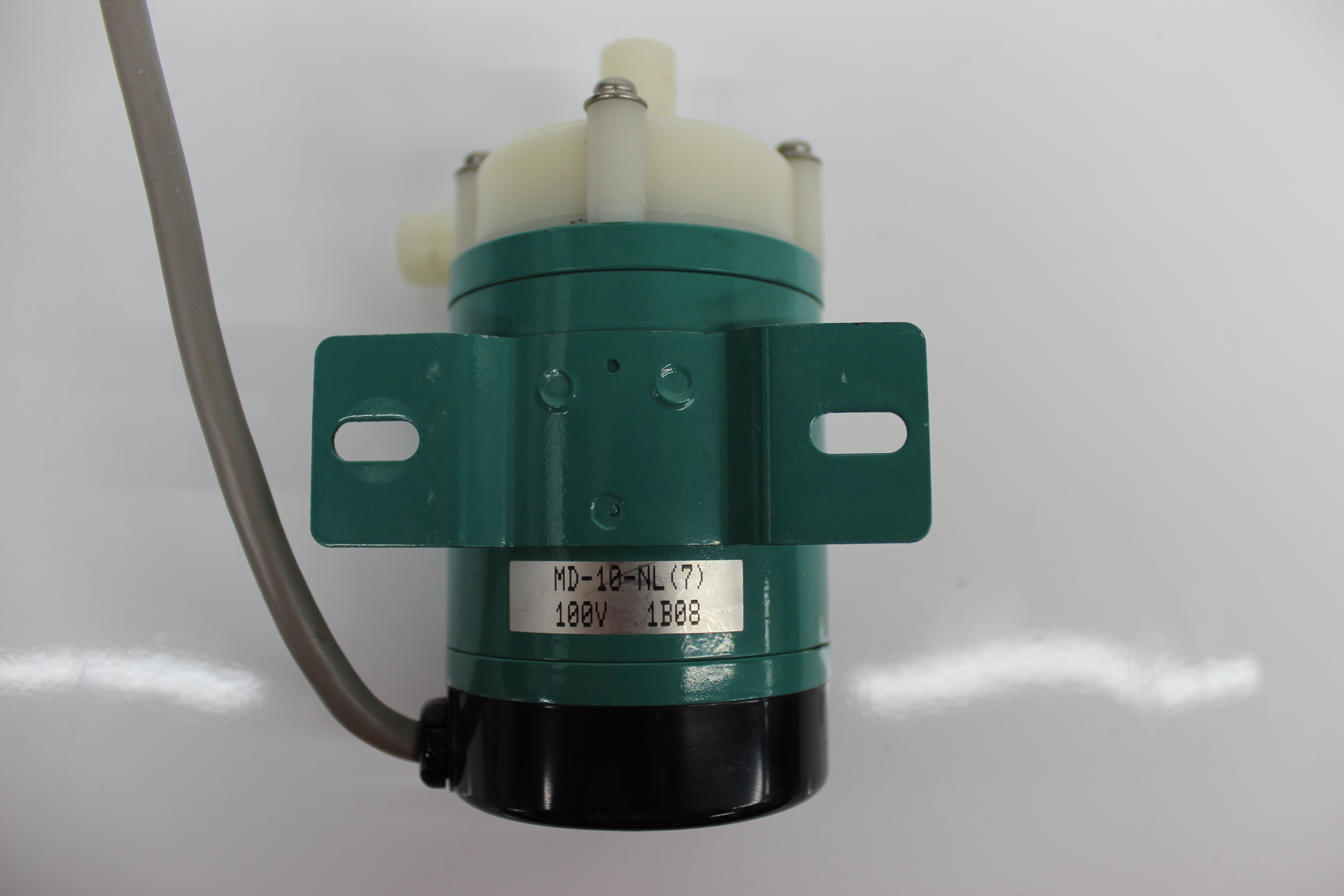 Used Iwaki Magnet Pump MD-6-NL12 Single Phase 100V 0.14A 5W