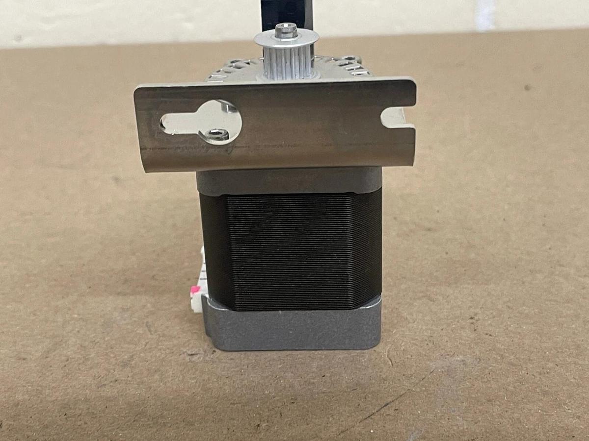 Used Servo KH42KM2-951 Stepper Motor