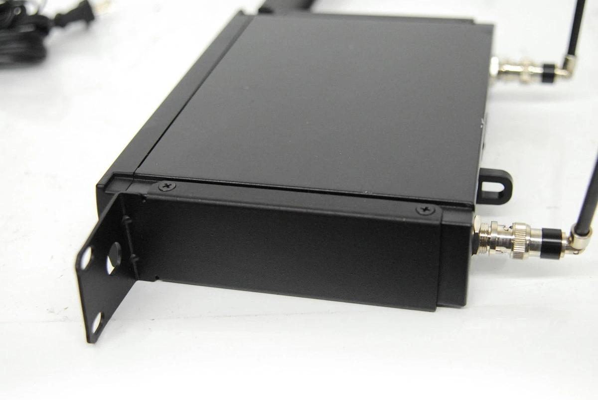 Used Shure SLX4-G4 470-494MHz Wireless Receiver W/ Power Adapter, Antennas, Rack Ears