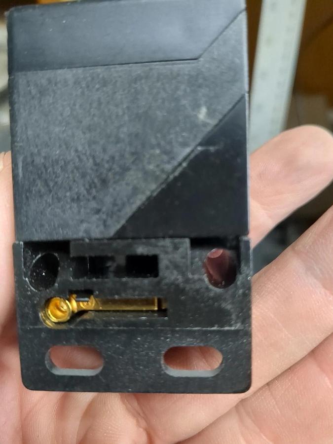 Used ifm Efector IM5084 Inductive Sensor