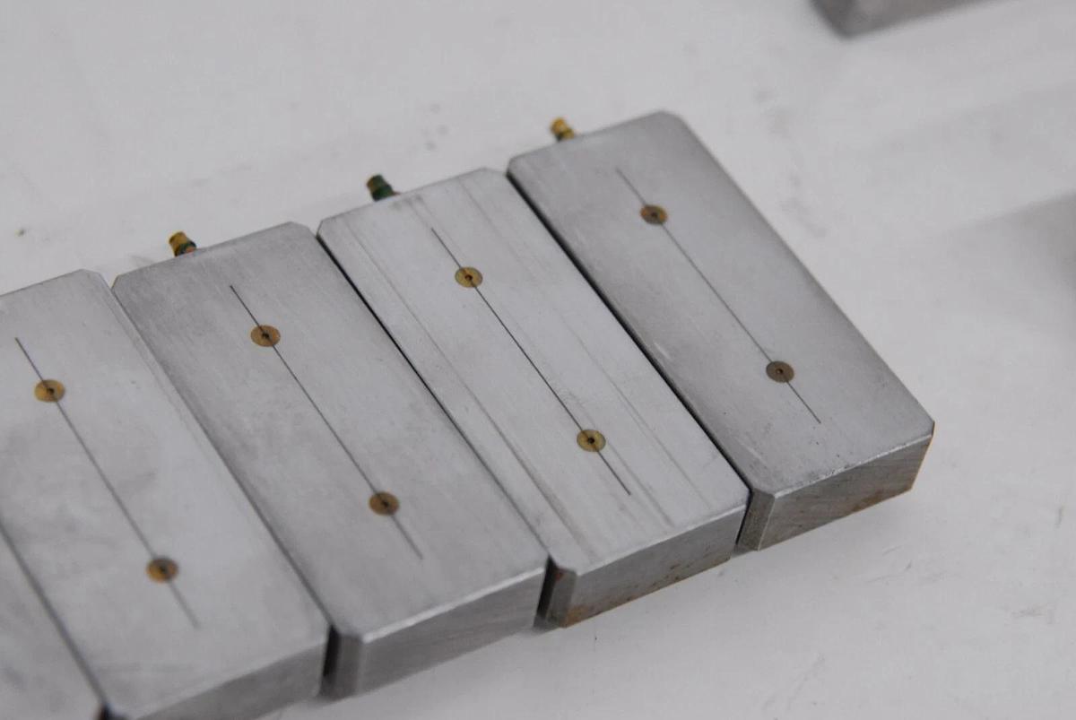 Used Air Bearing - 68mm x 30mm x 12mm Flat Rectangular (Torino Mager) - Lot of 12