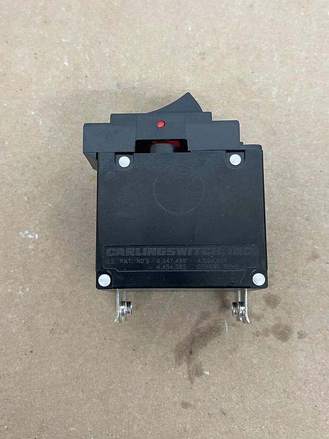 Used Carlingswitch AD2-B0-36-615-2F2-D Switch