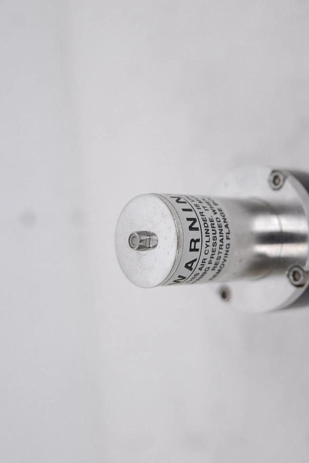 Used Nor-Cal ESVP-0752-NWB Pneumatic Angle Valve