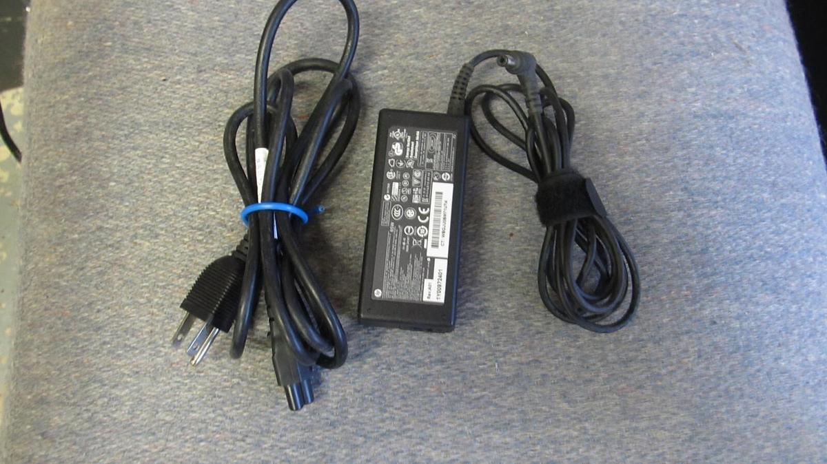 Used OEM Genuine HP Laptop Charger  65W PPP009L-E