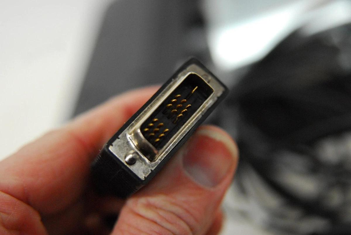 Used Omnicell Optiflex Touch Screen Assembly