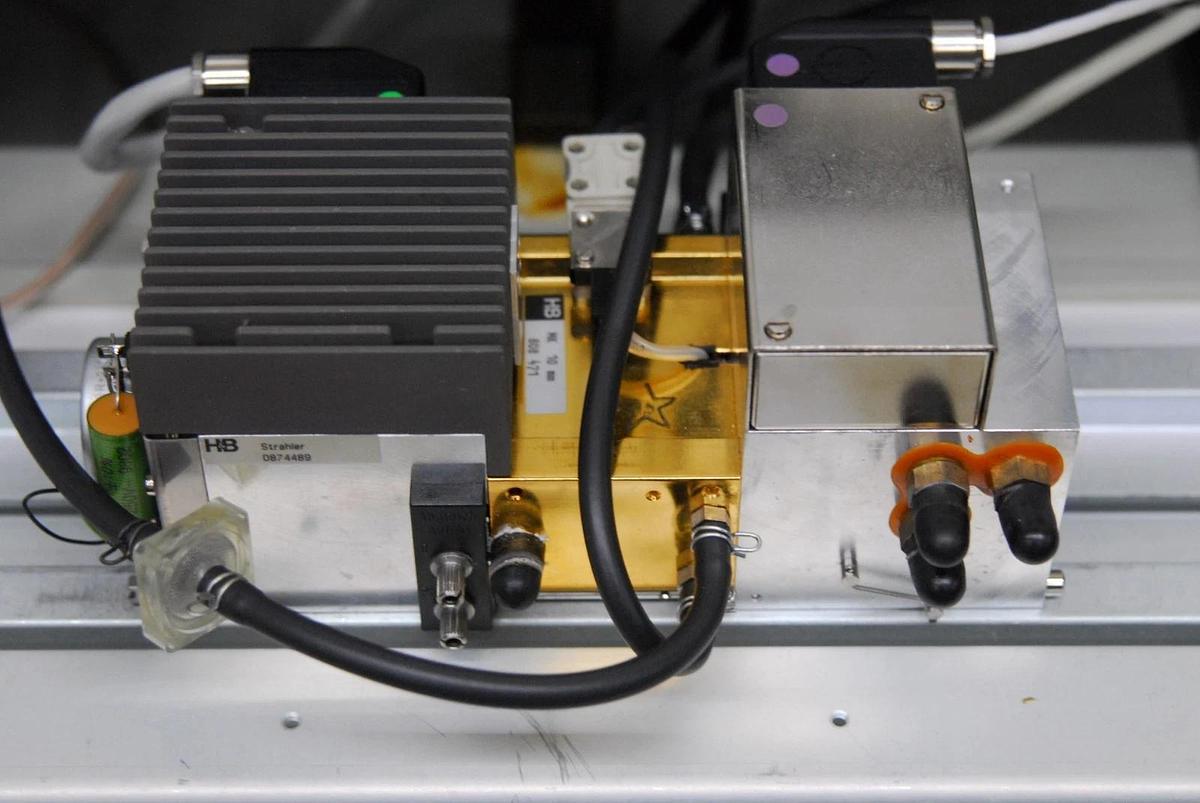 Used H&B  URAS 3 G Gas Analyzer C02 (Hartmann and Braun) - Read Description