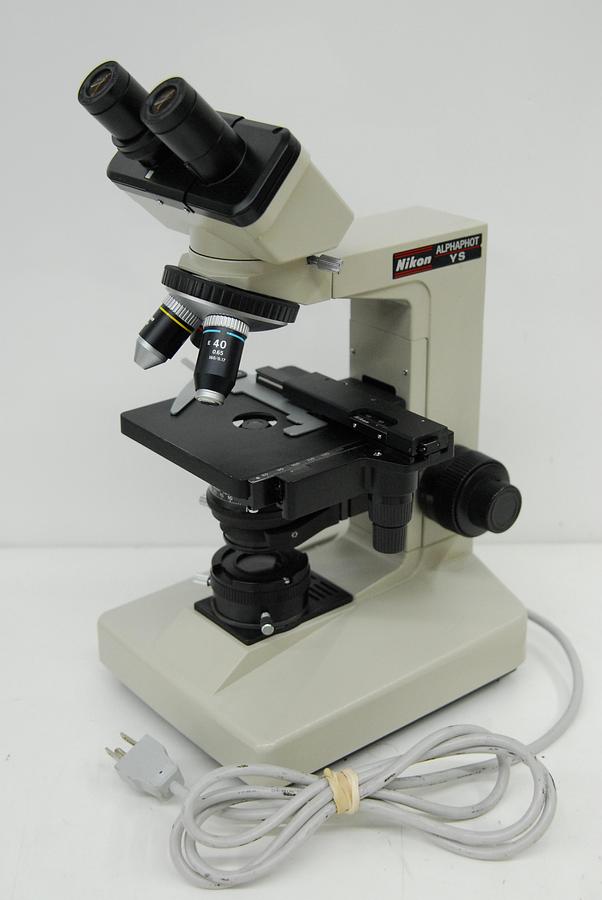 Used Nikon Alphaphot YS Binocular Microscope W/ 4x/10x/40x Objectives