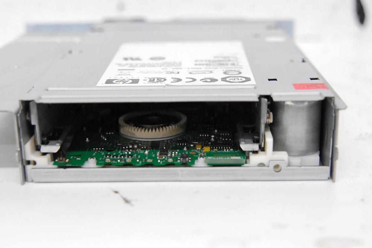 Used HP AH562A 445891-001 MSL2024/4048/8096 Ultr 920 SAS Tape Drive LTO 3
