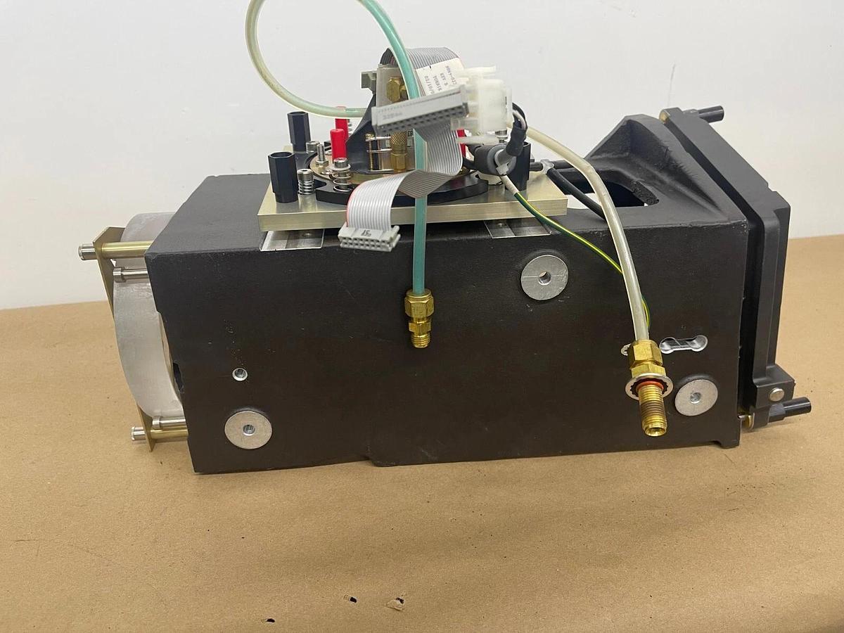 Used Perkin Elmer N069-1097, N069-1000 Optics Assembly (Optima 4300 DV System)