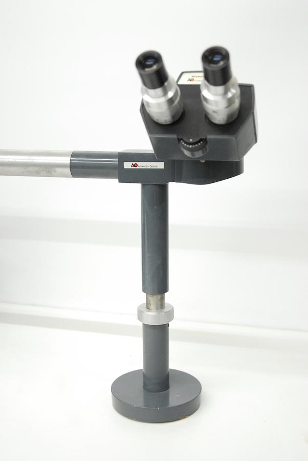 Used AO American Optical One-Twenty Teaching Microscope W/ 4x 10x 40x 100x Objectives, Power Supply, MORE