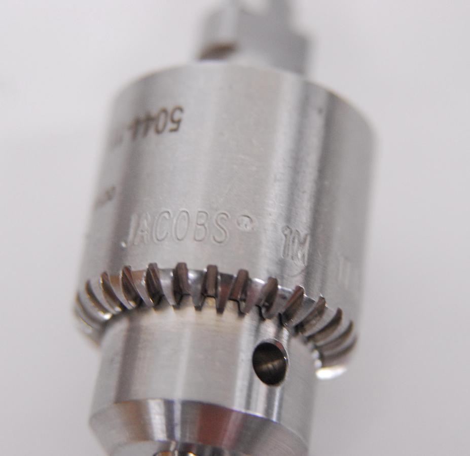 Used Hall Zimmer 5044-11 Jacobs 1M 1 Taper Chuck, 0-1/4" Cap