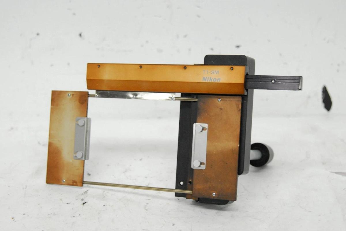 Used Nikon T1-SM Manual Mechanical XY Stage - TS100