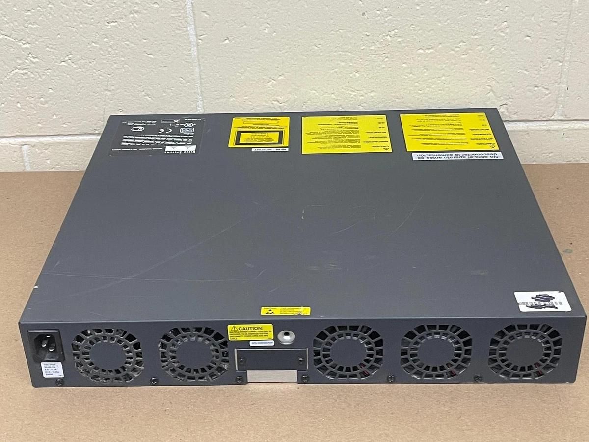 Used Cisco Catalyst 2948G (WS-C2948G Series) 746320177113