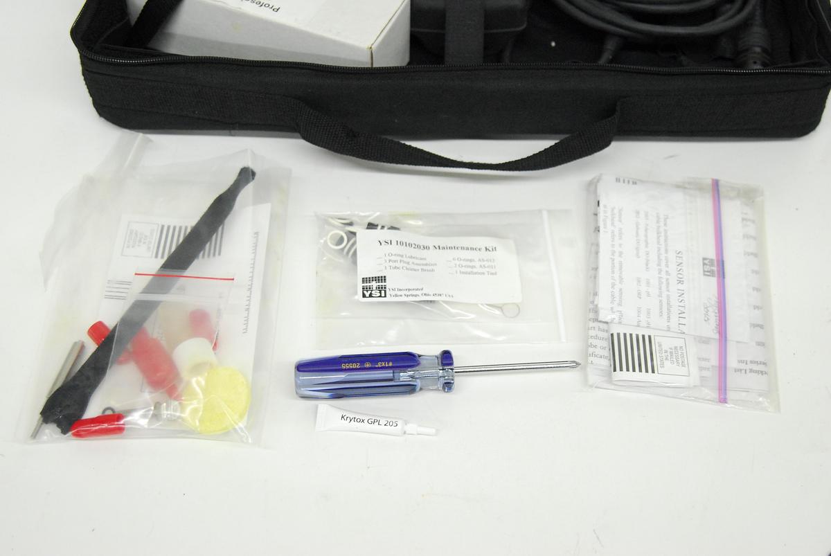 Used YSI Professional Plus Water Quality Meter W/ Quatro ISE-ISE-DO-COND-T, ProComm Kit 605604