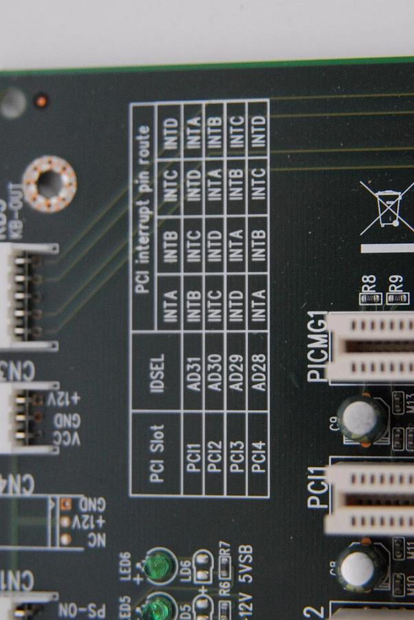 Used Advantech PCA-6105P5 Rev.B2 5-Slot Single Segment PCI Passive Backplane