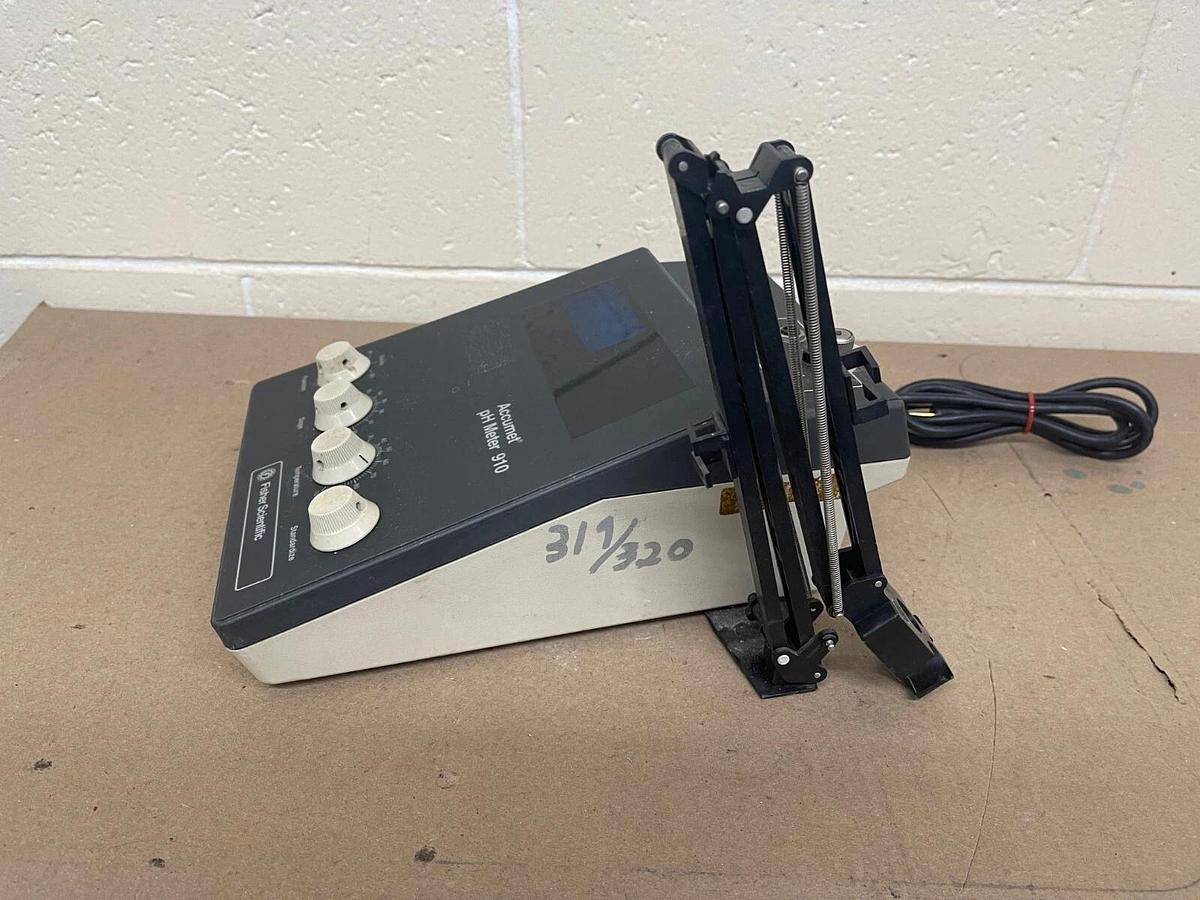 Used Fisher Scientific Accumet 910 pH Meter (13-636-910)