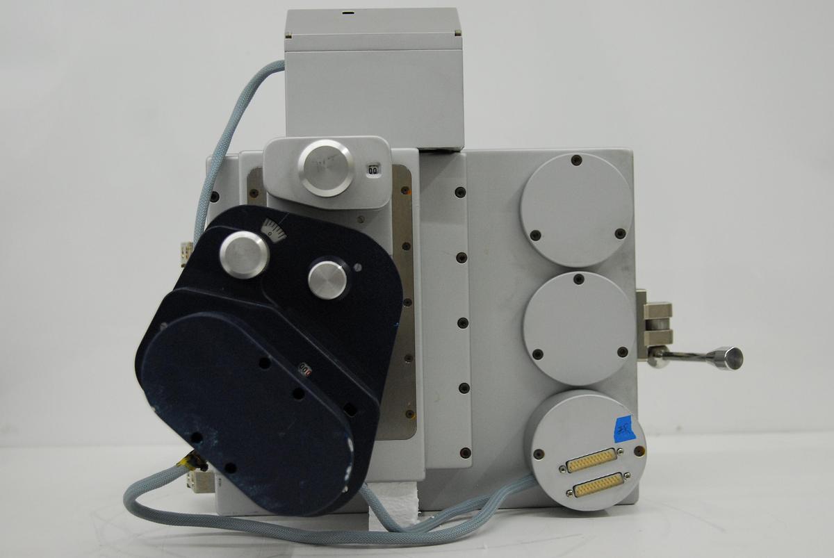 Used CamScan Series 2 SEM - 5-Axis Motorized Specimen Stage Door Assembly