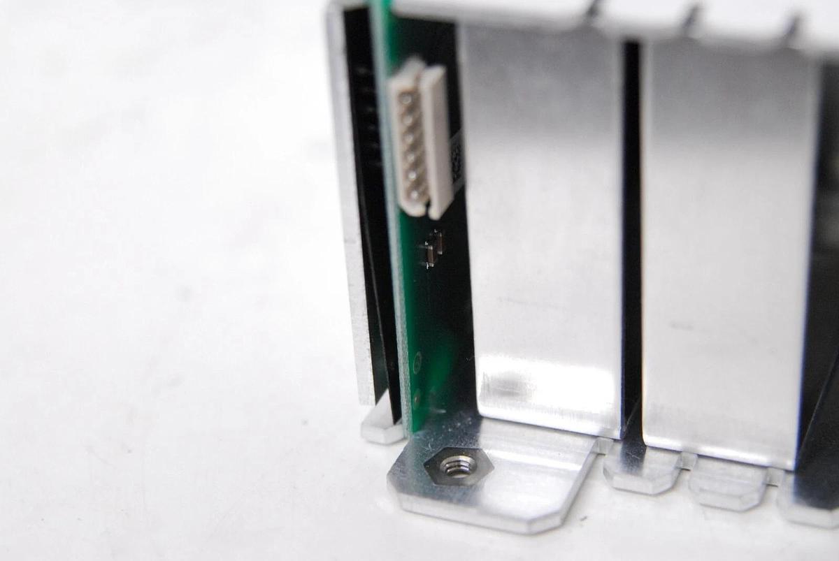 Used Lambda Vega 650 V600J6L Power Supply 24V 25A/6A (Modules E5H, B5)