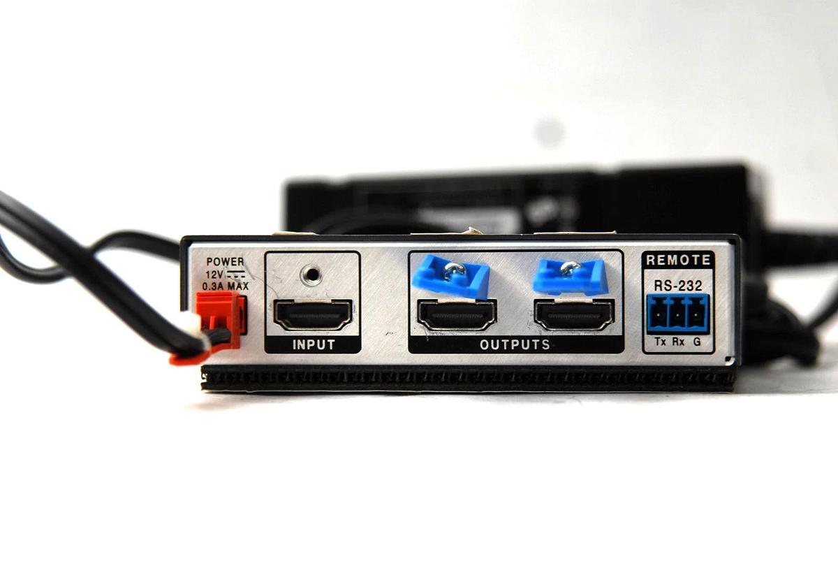 Used Extron DA2 HD 4K 60 With Power Supply