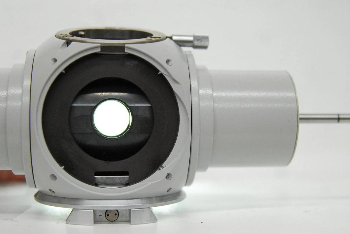 Used Zeiss 47 16 40 Tube Head Without OPTOVAR - Universal III