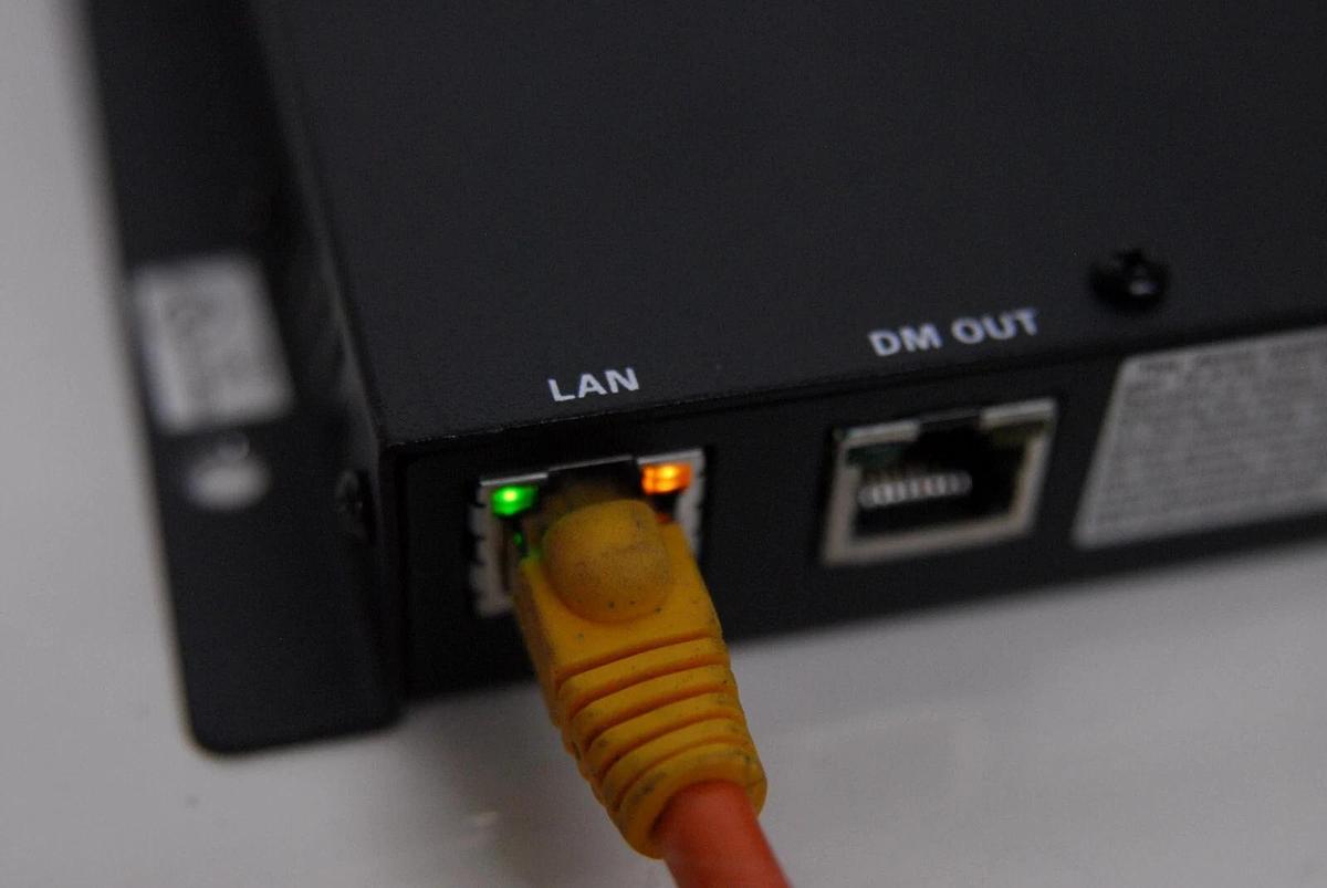 Used Crestron DM-TX-201-C DM Computer Center DigitalMedia 8G+ Transmitter 201