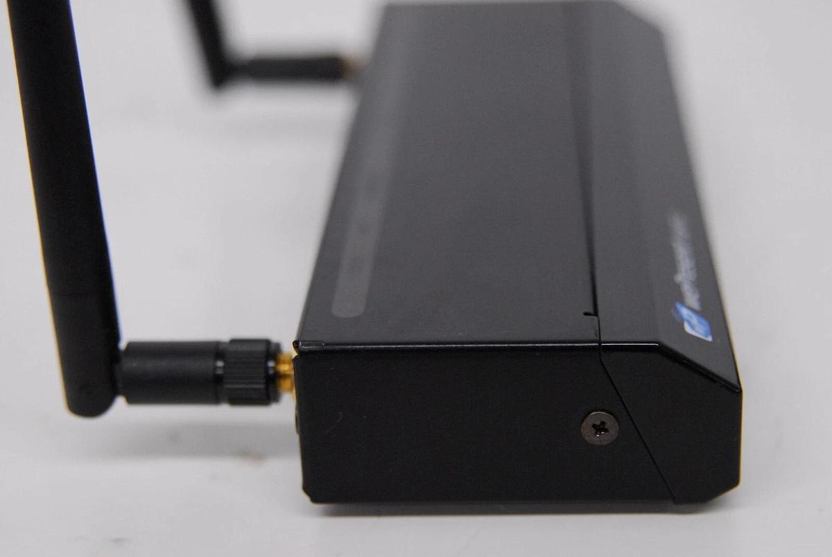 Used wePresent WiPG-1000 Wireless Interactive Presentation Gateway