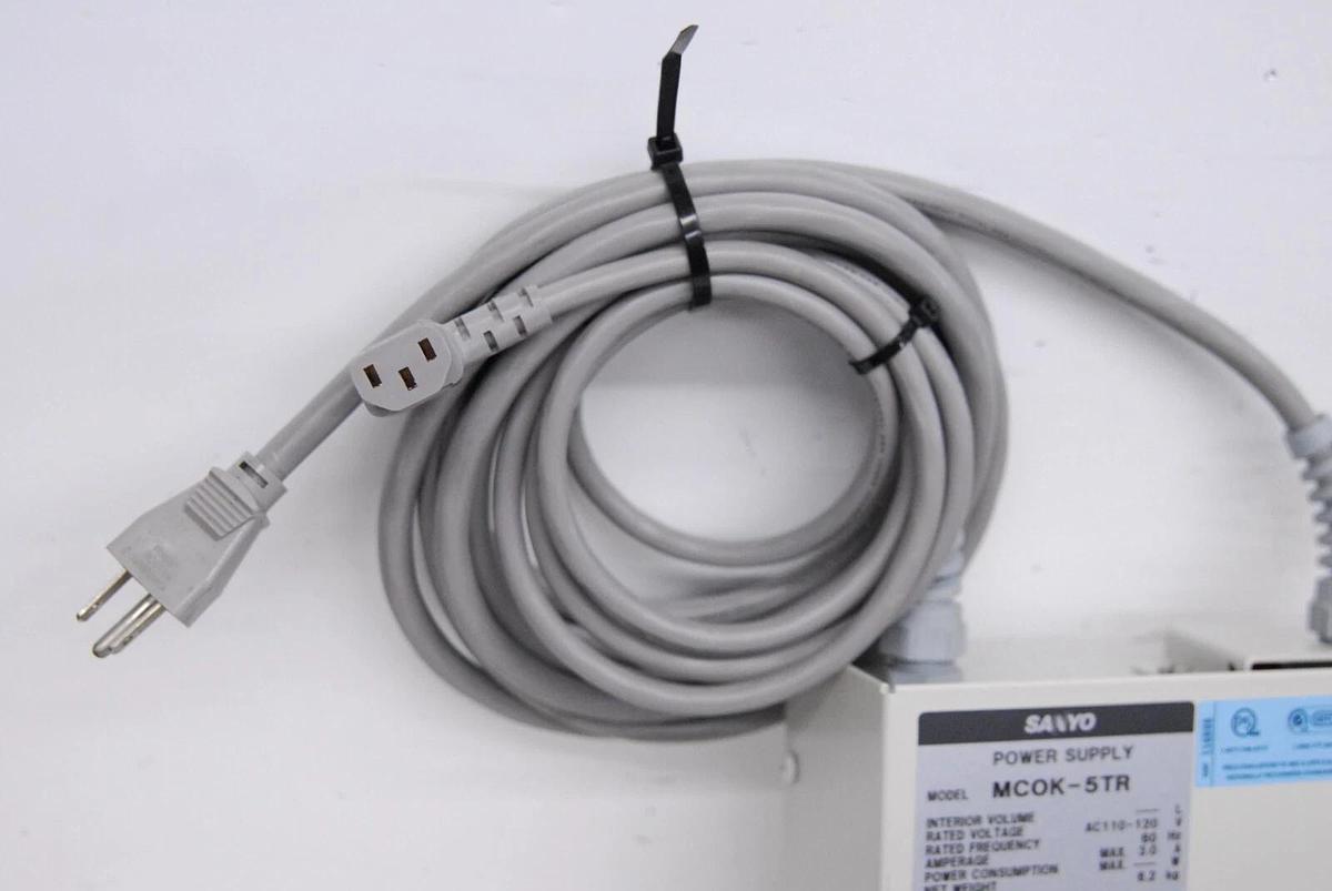 Used Sanyo MCOK-5TR Power Supply 110-120VAC 60Hz 3A from MCO-5AC(IS) Incubator