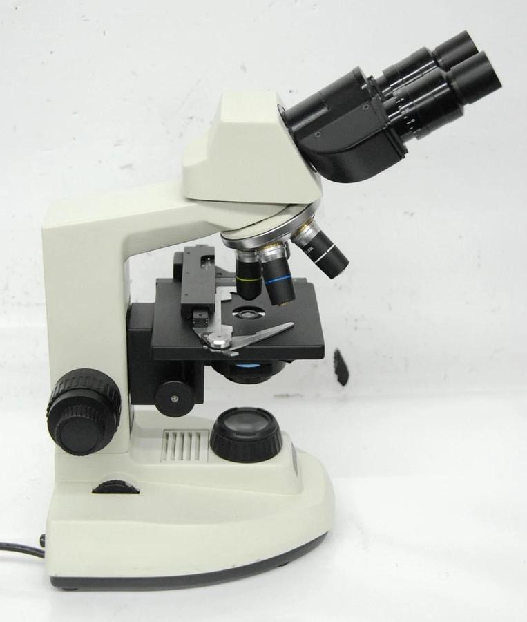 Used Wesco Lab VU 4200 Binocular Microscope W/ 4/10/40/100x SP-Achro Objectives