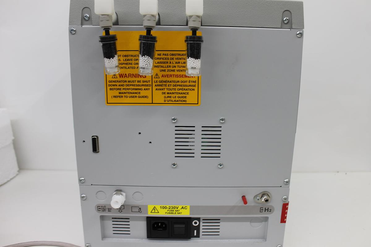 Used Parker Balston H2PEM-100 Hydrogen Generator