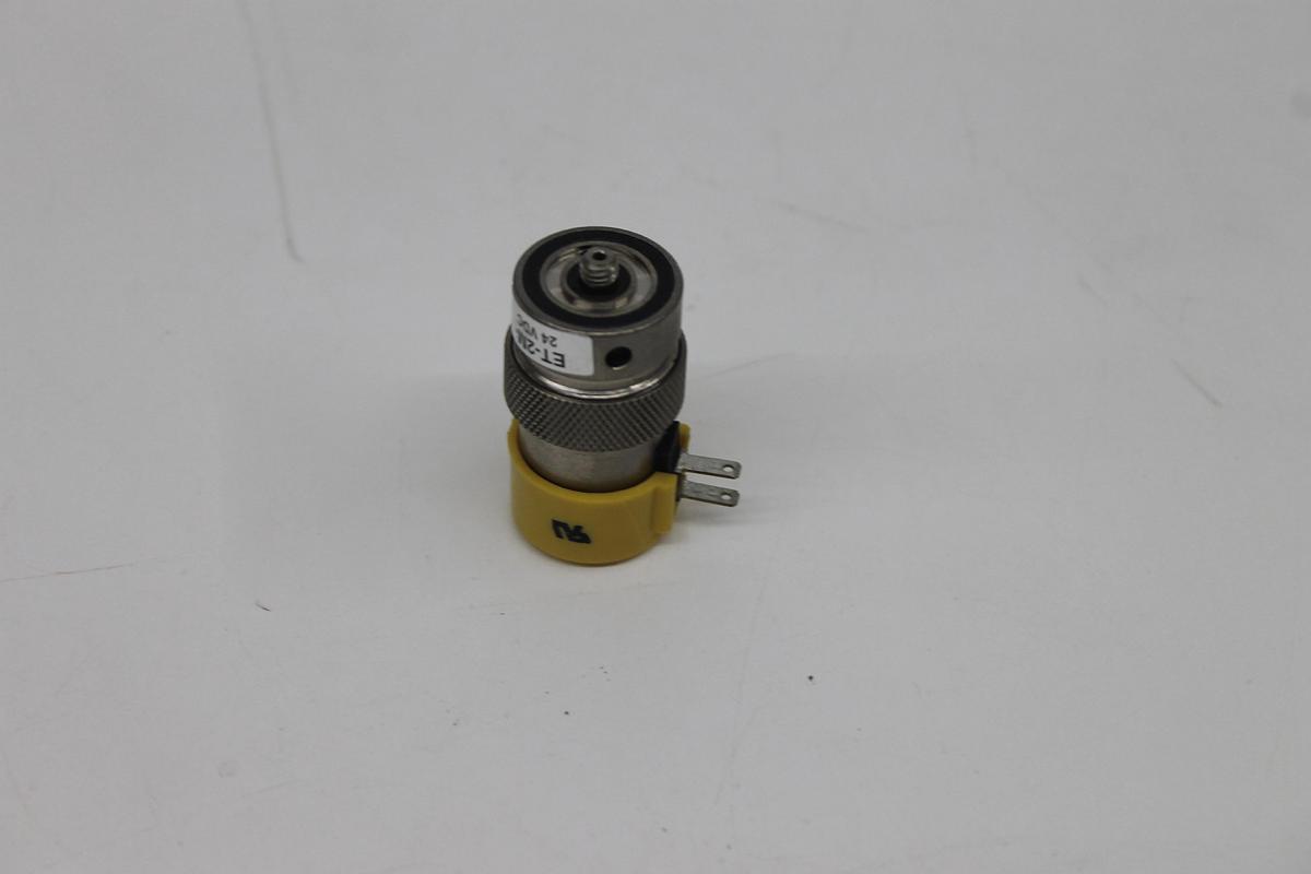Used Clippard ET-2M-24 VDC 2 Way Electric Valve LOT OF 11