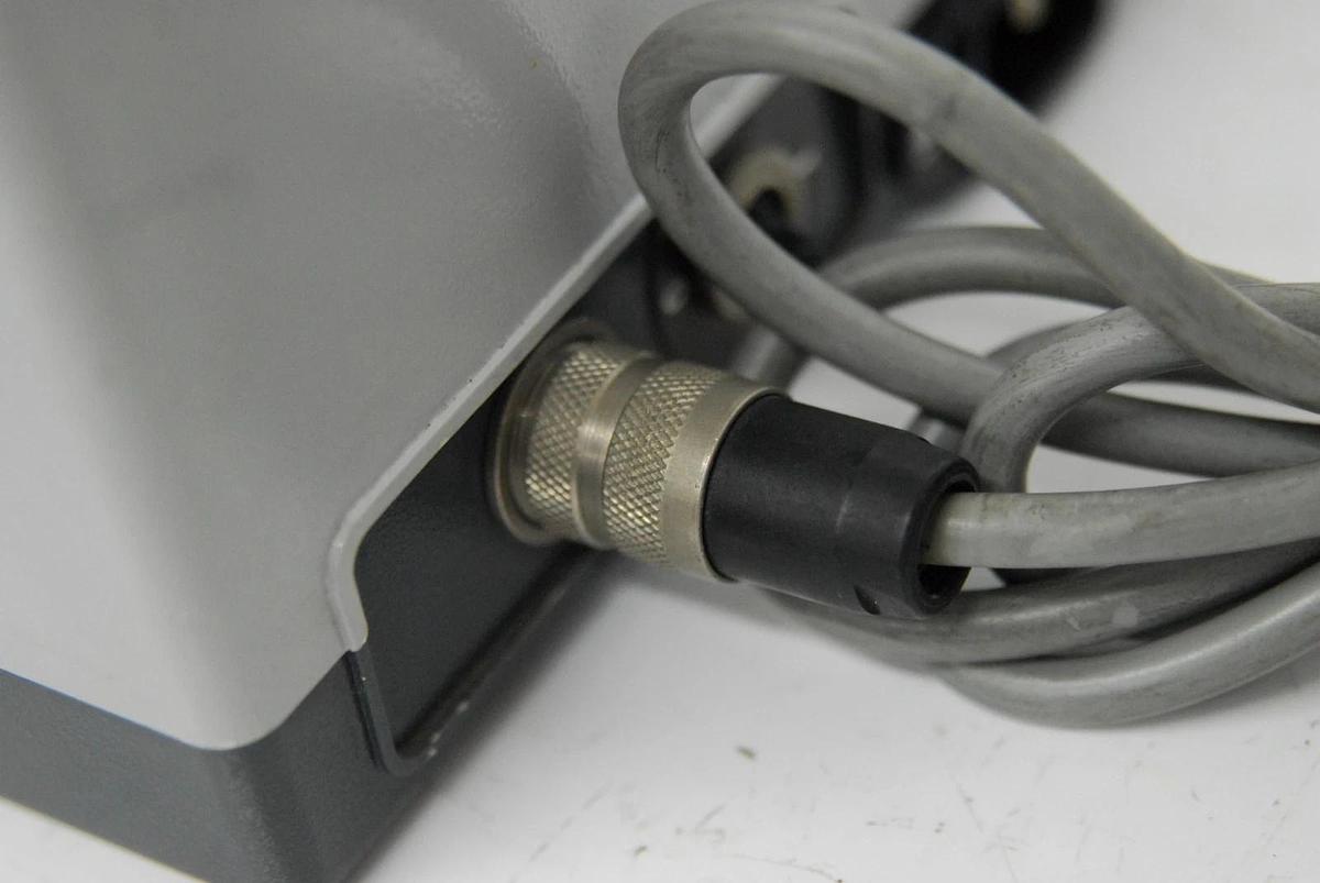 Used Zeiss 47 60 12 Microscope Shutter Prontor W/ MC 63 Controller - Universal III