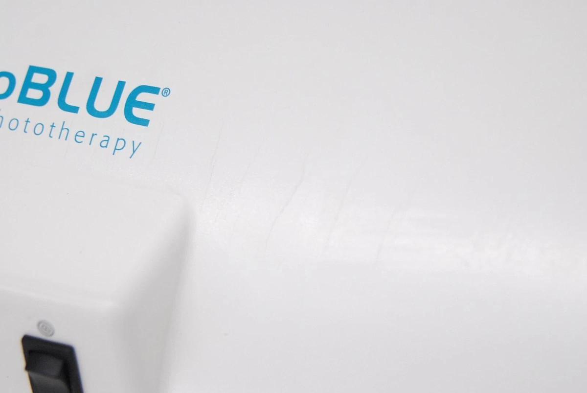 Used Natus 001103 neoBLUE LED Phototherapy System ( 5129 Hrs)