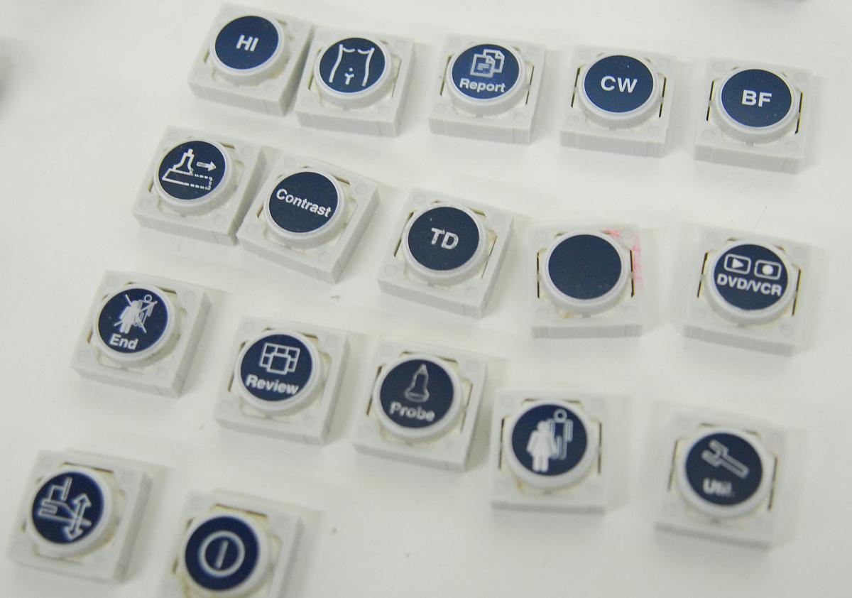 Used GE KTZ300425 Keyboard Caps/Buttons - Voluson E8