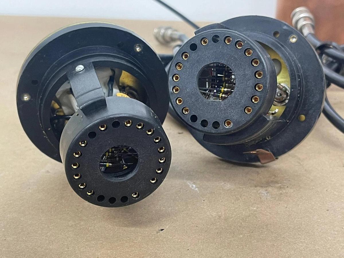 Used 2 Photomultiplier Assemblies 102888 00594722-L (Beckman LS 5000TD)