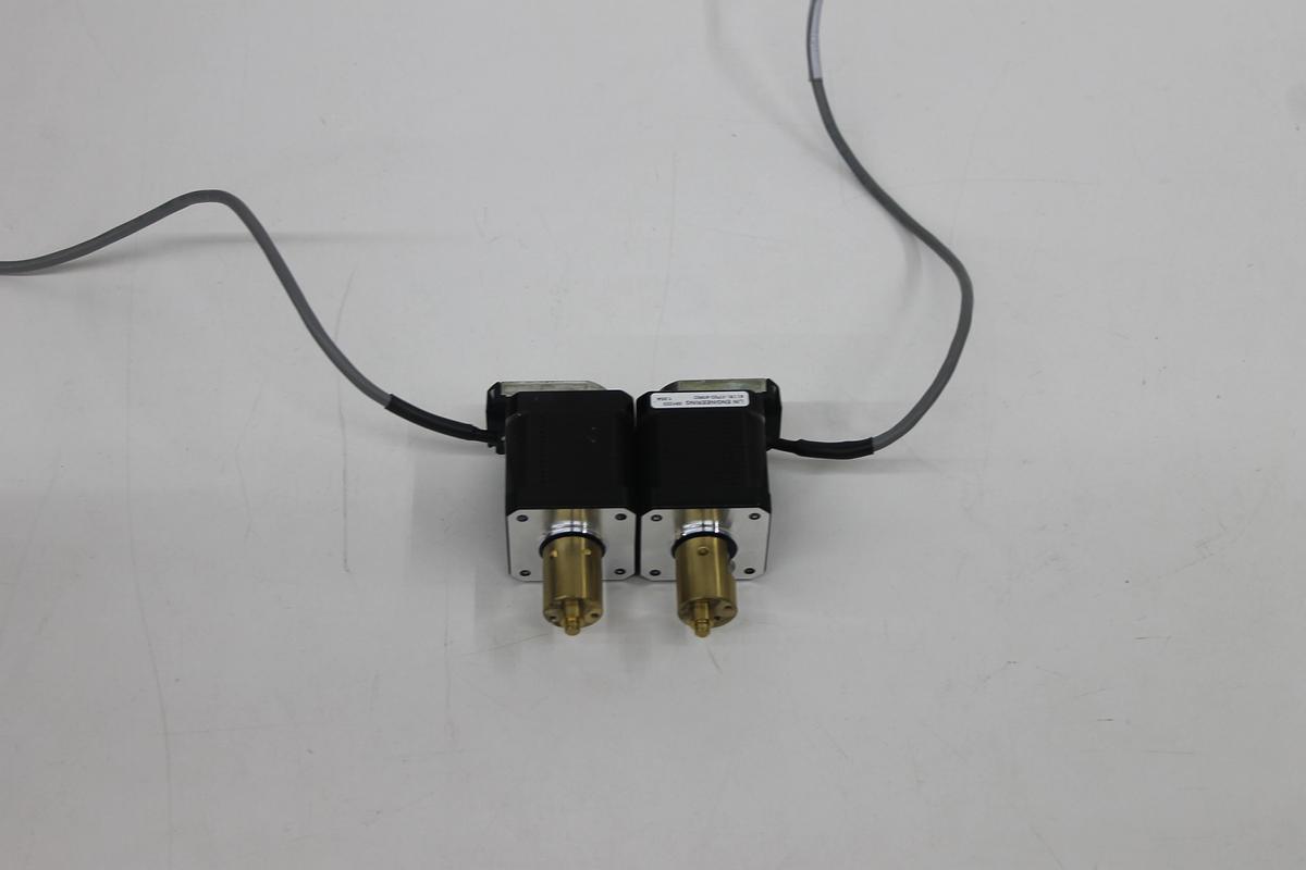 Used LIN ENGINEERING 4118L-07SD-49RO Stepper motors LOT OF 2