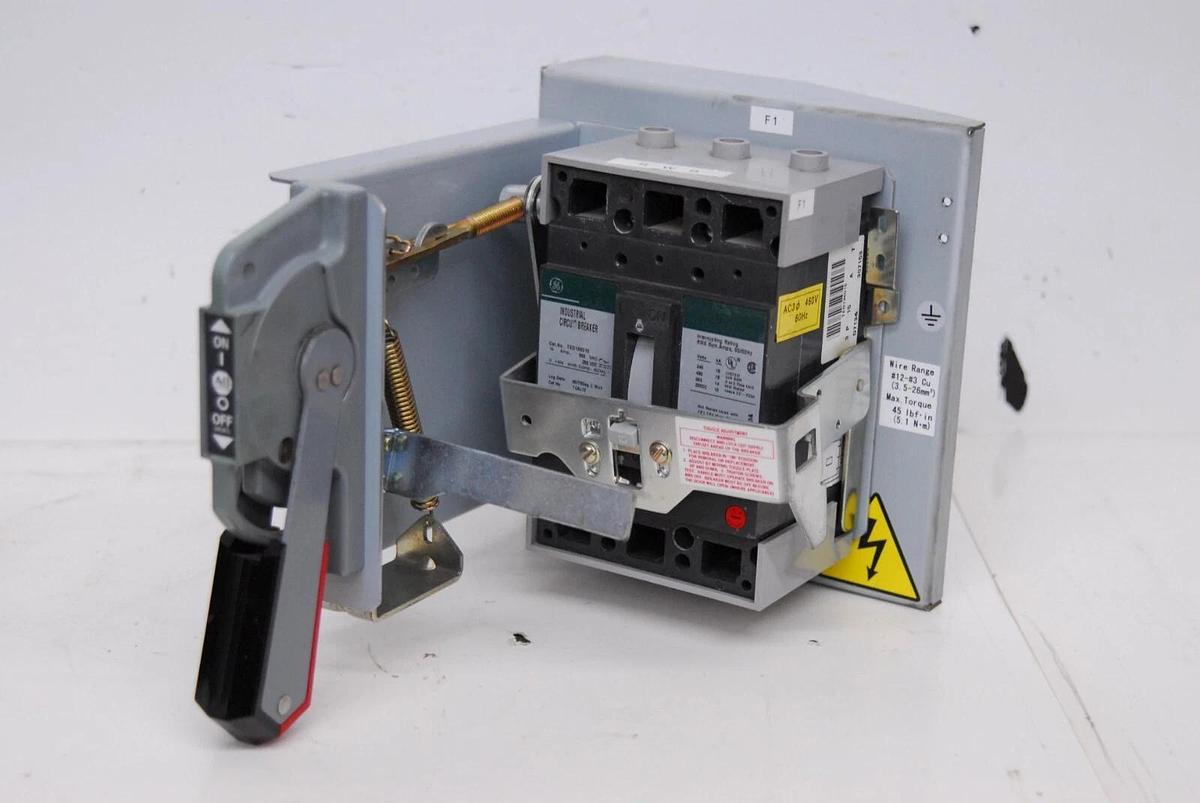 Used GE TED136015 Industrial Circuit Breaker W/ Allen Bradley 1494V-M40 Mechanism